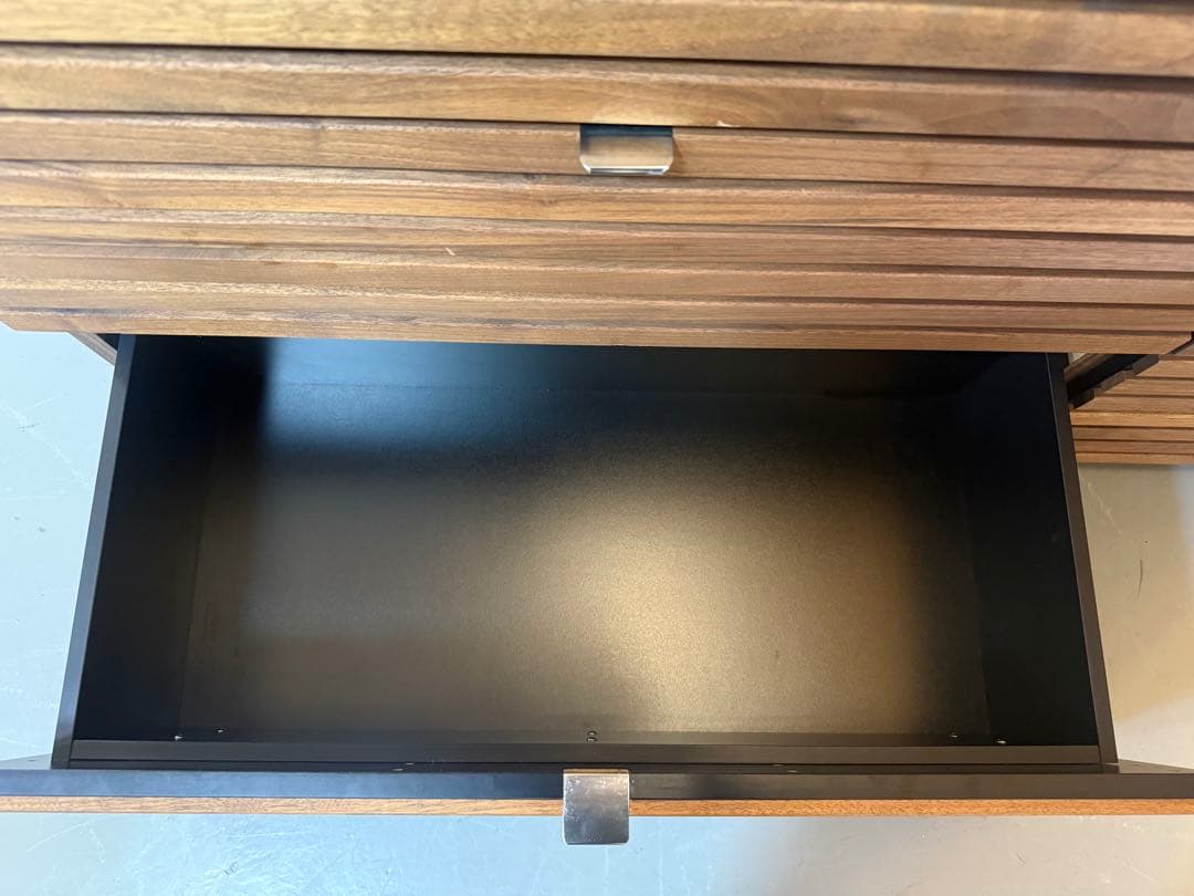 木製　ルーバーチェスト　ローボード　サイドボード　北欧モダン