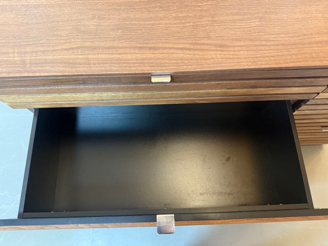 木製　ルーバーチェスト　ローボード　サイドボード　北欧モダン