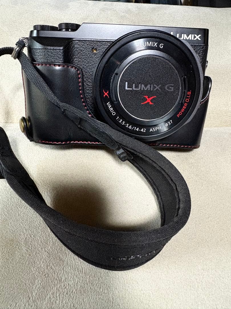 ルミックス　LUMIX DMC-GX7MK2 レンズ　H-PS14042