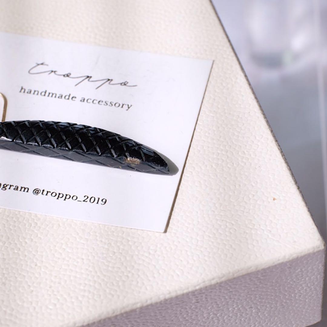 14kgfブルータイガーアイハーフムーンピアス/イヤリング