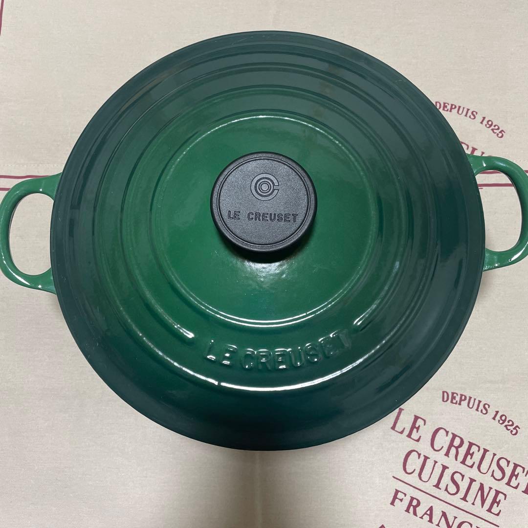 《廃盤希少》ルクルーゼ 24cm 希少 カクタスグリーン ココットロンド
