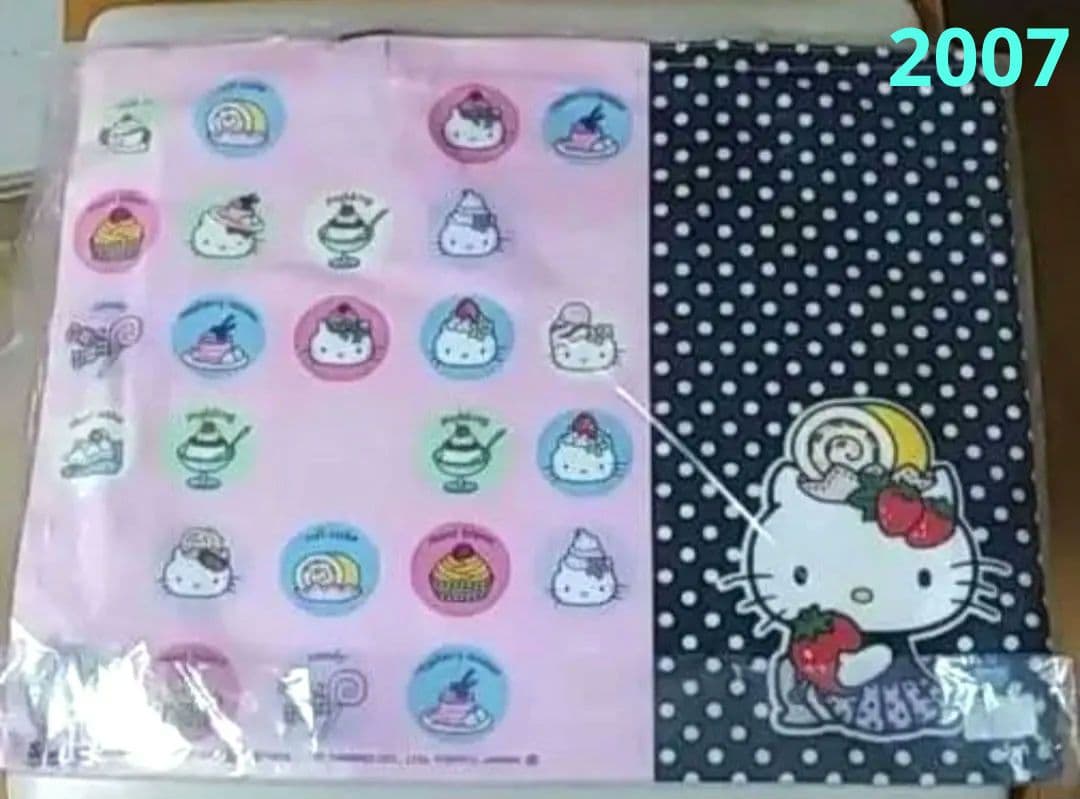 Sanrio サンリオ ハローキティ バッグ&巾着&ハンカチ他　平成レトロ