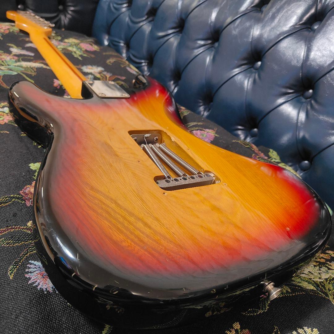 FERNANDES 石ロゴ ストラトキャスター FST-60
