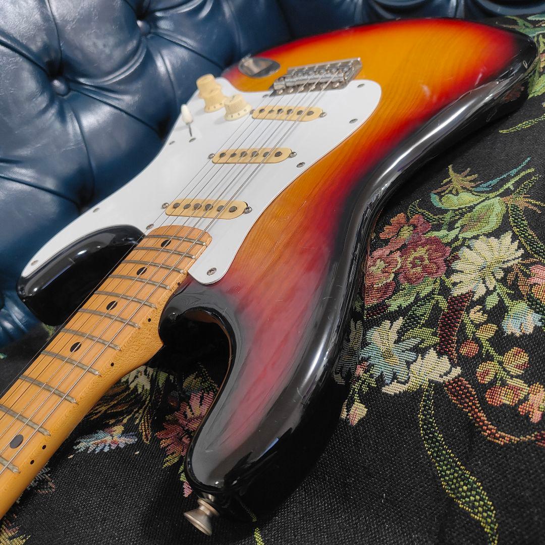 FERNANDES 石ロゴ ストラトキャスター FST-60