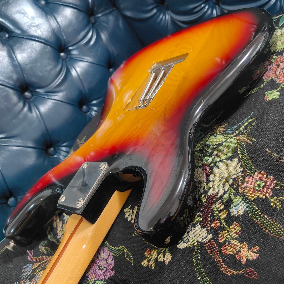 FERNANDES 石ロゴ ストラトキャスター FST-60