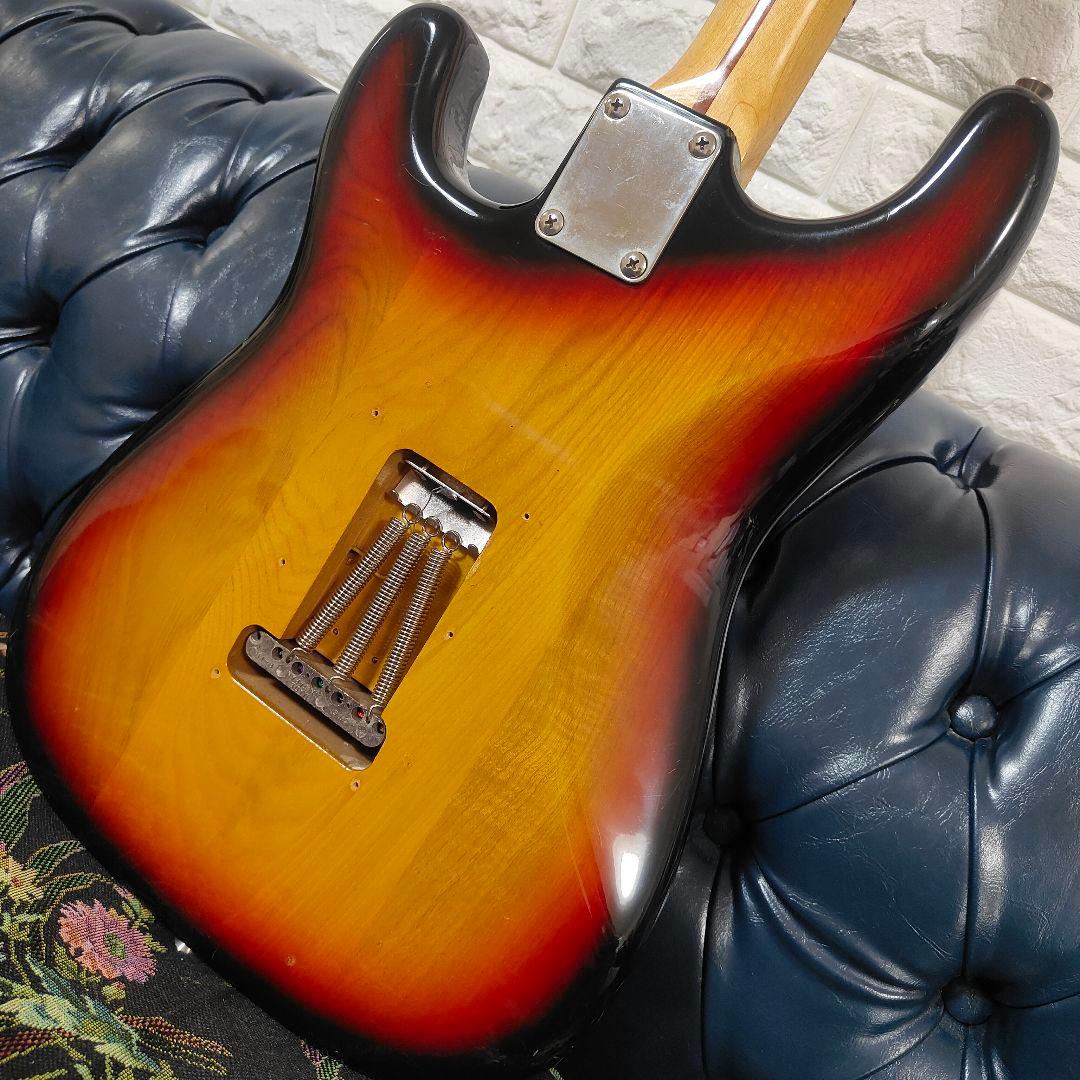 FERNANDES 石ロゴ ストラトキャスター FST-60