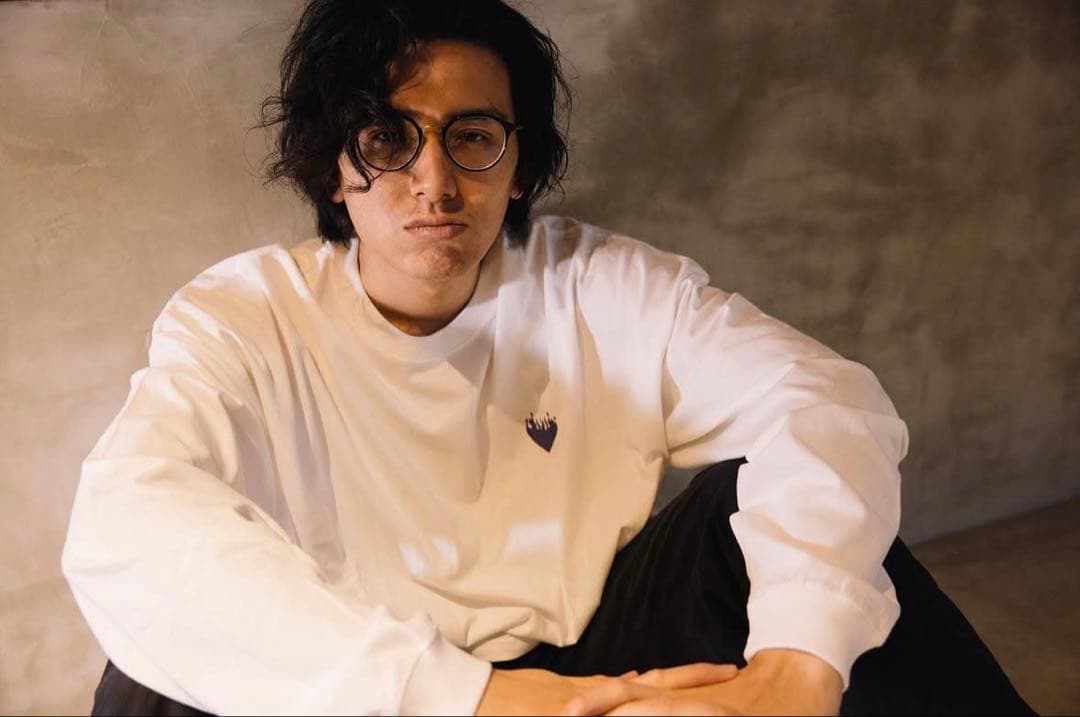 藤井風 燃えよロングTシャツ長袖 ホワイトLサイズ