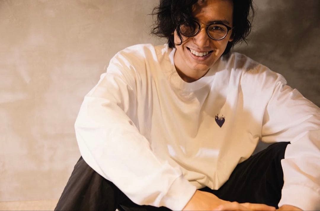 藤井風 燃えよロングTシャツ長袖 ホワイトLサイズ