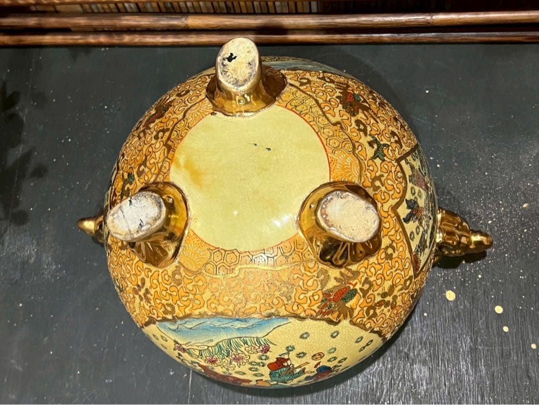 薩摩焼 金襴手色絵金彩 着物美人唐子風景窓絵付 獅子耳大香炉 香炉 アンティーク