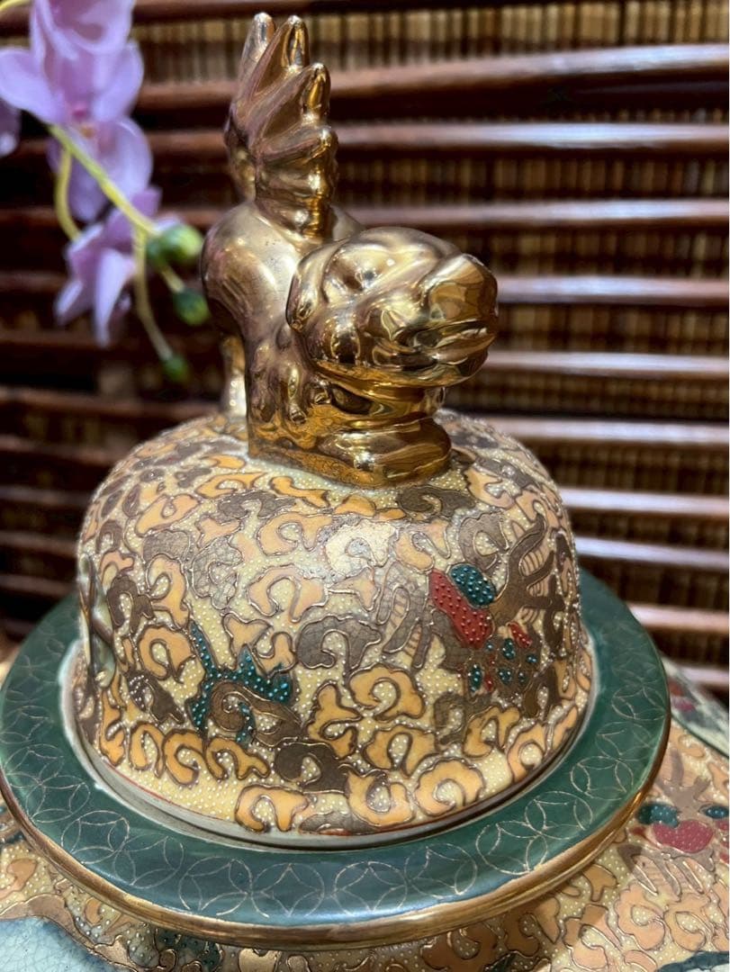 薩摩焼 金襴手色絵金彩 着物美人唐子風景窓絵付 獅子耳大香炉 香炉 アンティーク