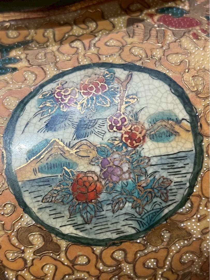 薩摩焼 金襴手色絵金彩 着物美人唐子風景窓絵付 獅子耳大香炉 香炉 アンティーク