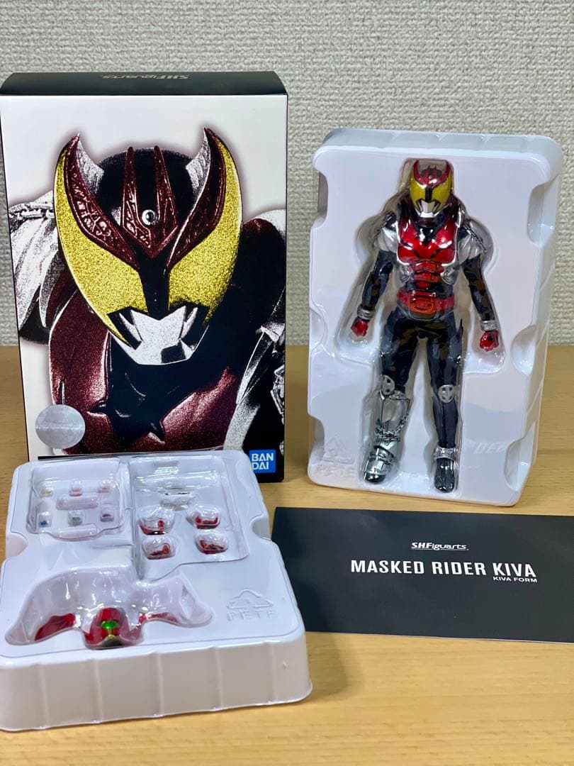 真骨彫 仮面ライダーキバ & マシンキバー オプションパーツ フィギュアーツ