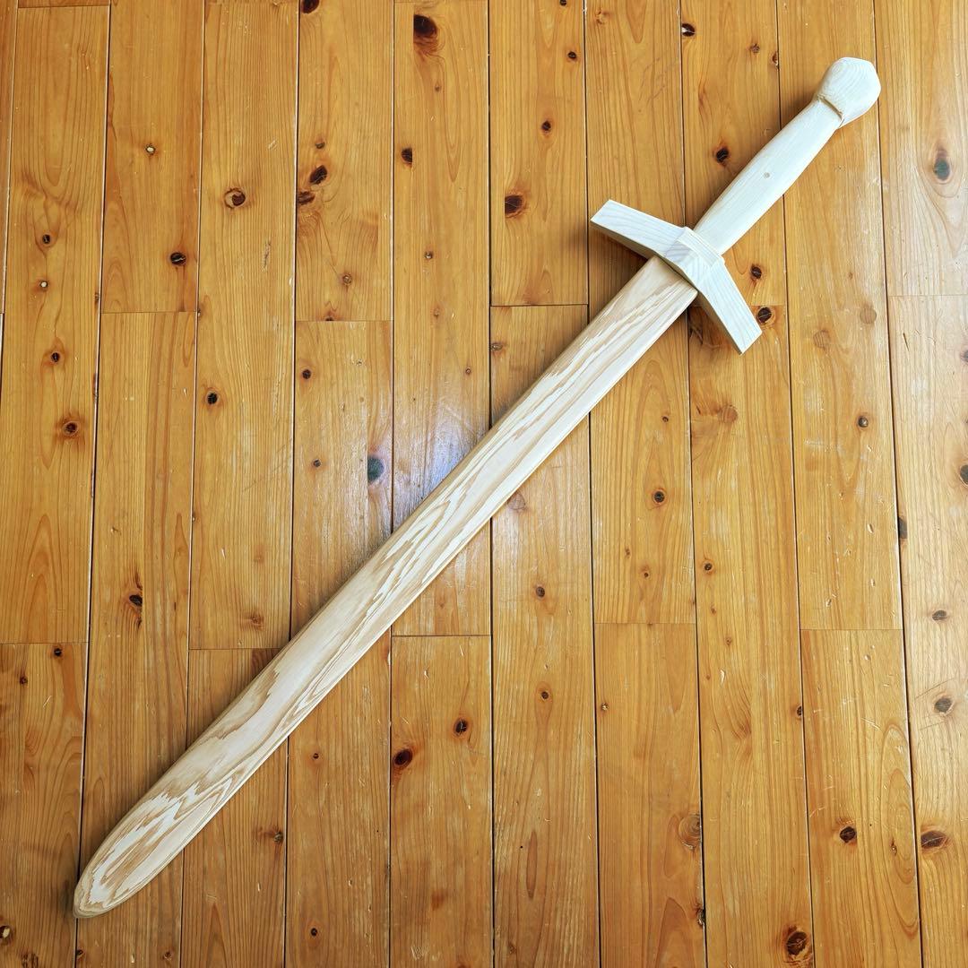 剣聖の木剣　(木剣　剣　木刀　wood sword 聖剣)