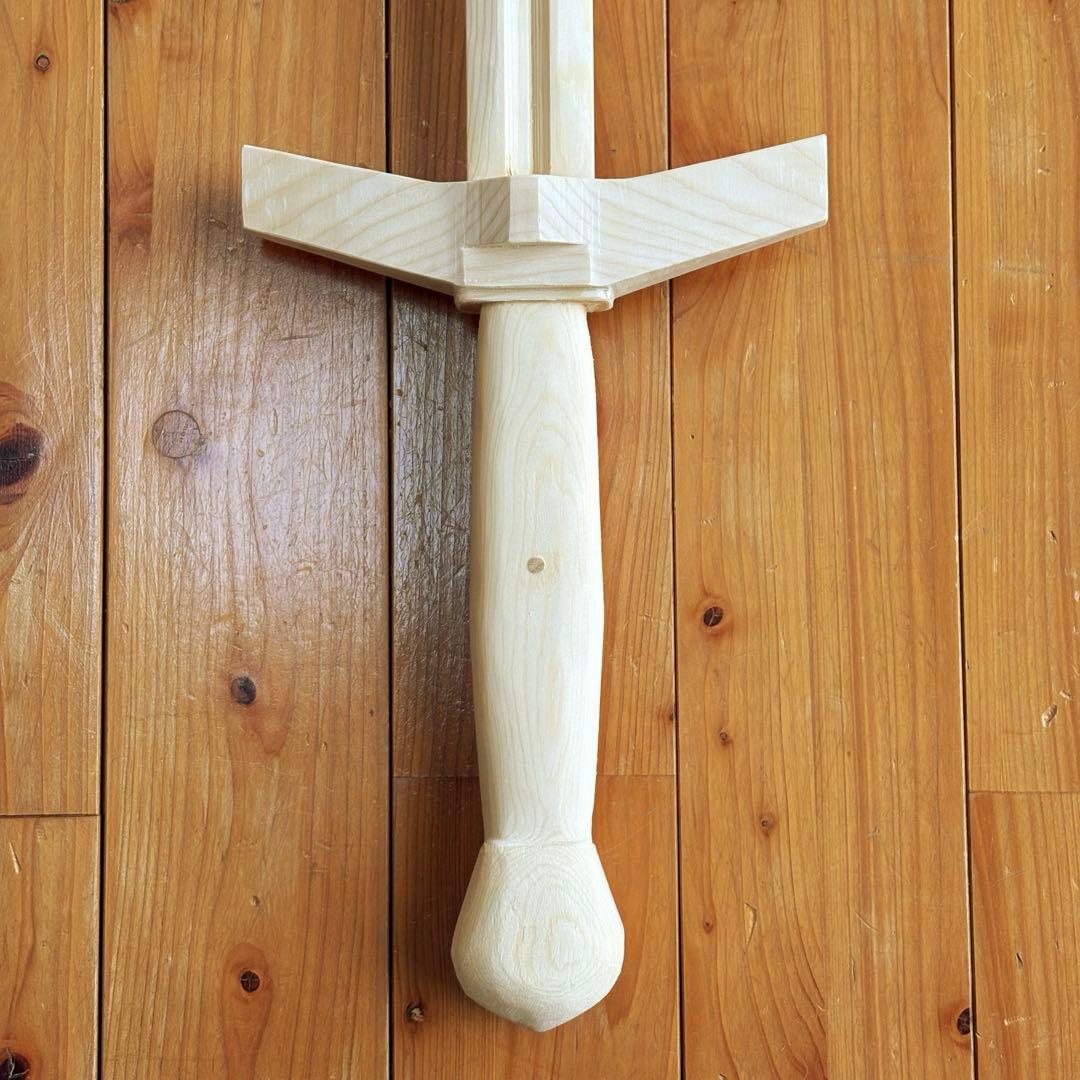 剣聖の木剣　(木剣　剣　木刀　wood sword 聖剣)