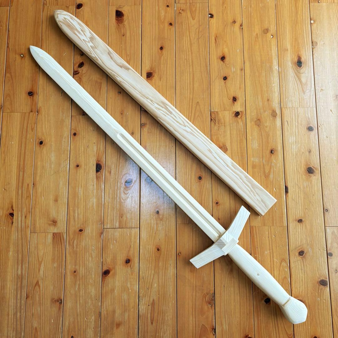 剣聖の木剣　(木剣　剣　木刀　wood sword 聖剣)