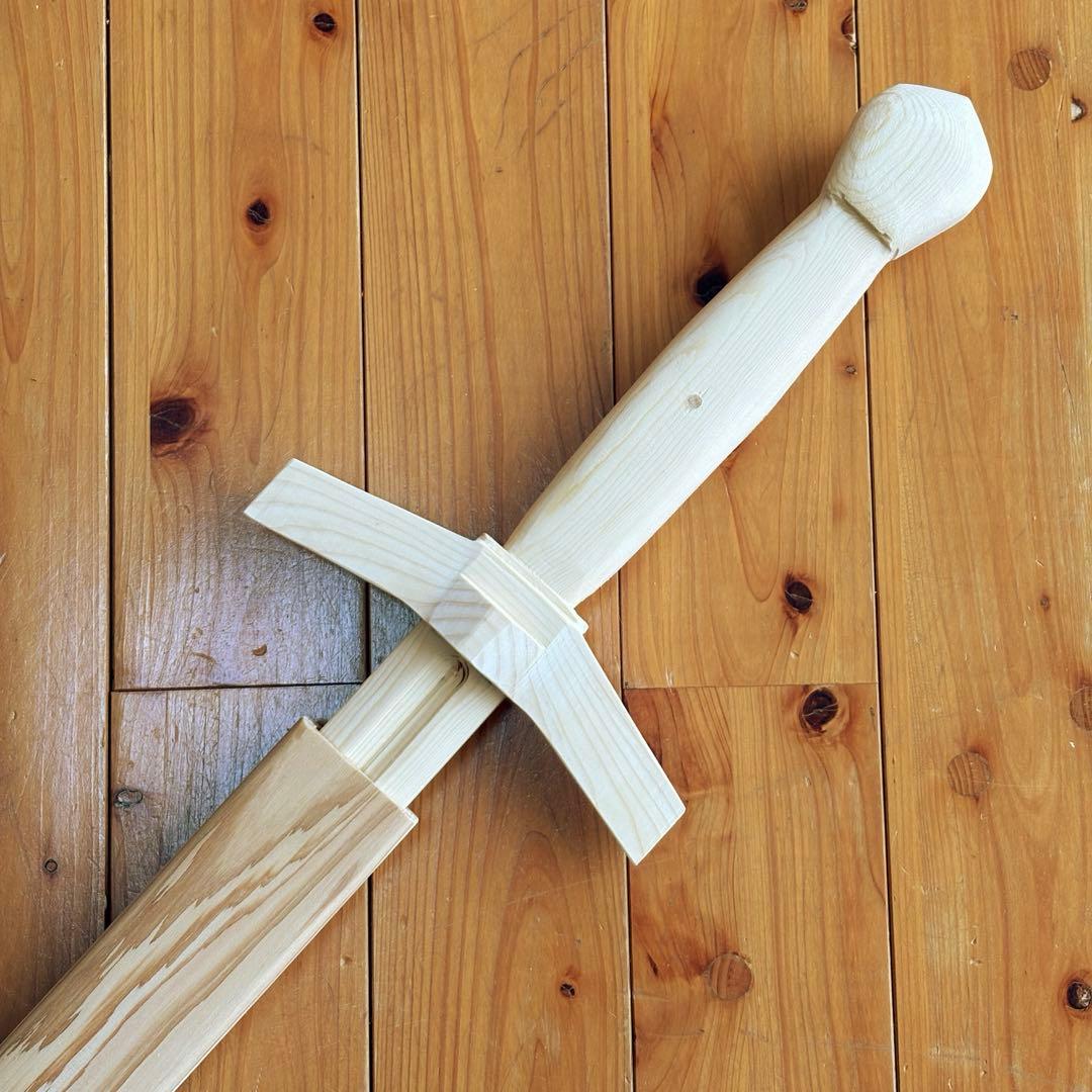 剣聖の木剣　(木剣　剣　木刀　wood sword 聖剣)