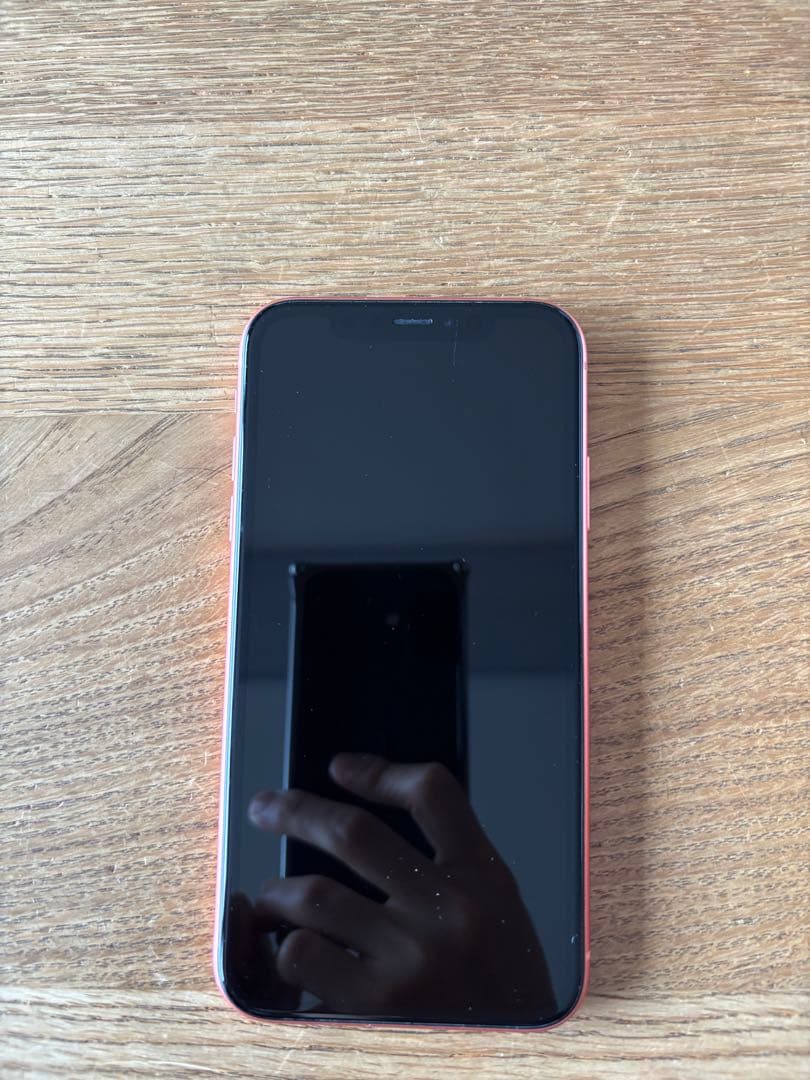 【美品】Apple iPhone XR コーラル 64GB / イヤフォン付き