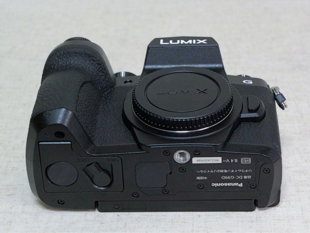 パナソニック LUMIX DC-G99D ボディ バッテリー2個 充電器付き