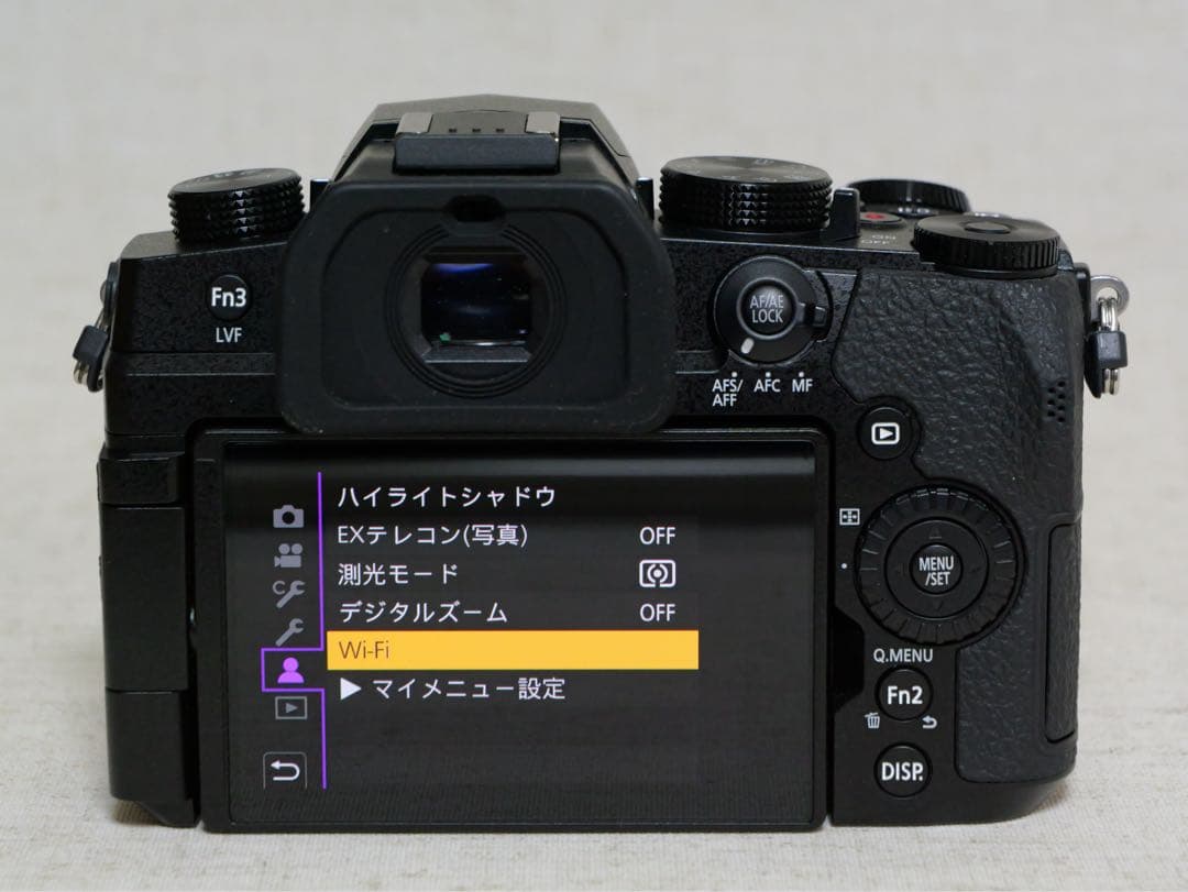 パナソニック LUMIX DC-G99D ボディ バッテリー2個 充電器付き