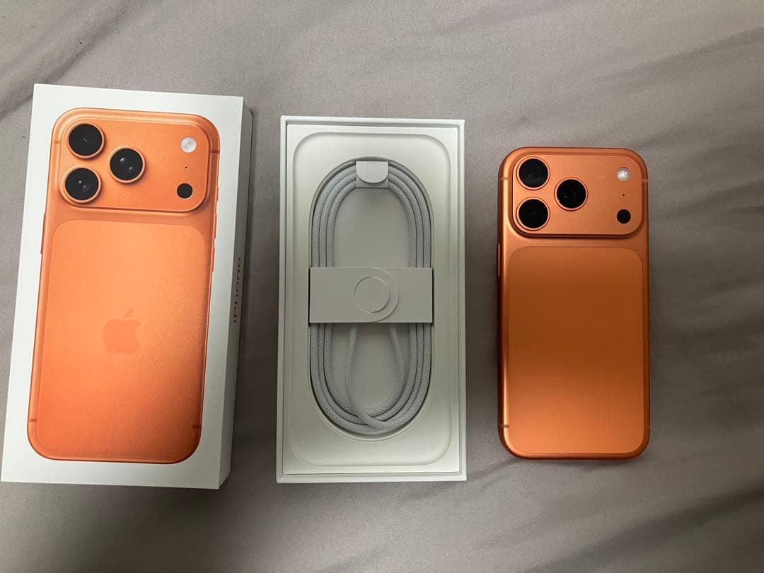 【SIMフリー】iPhone17 Pro 256GB コズミックオレンジ