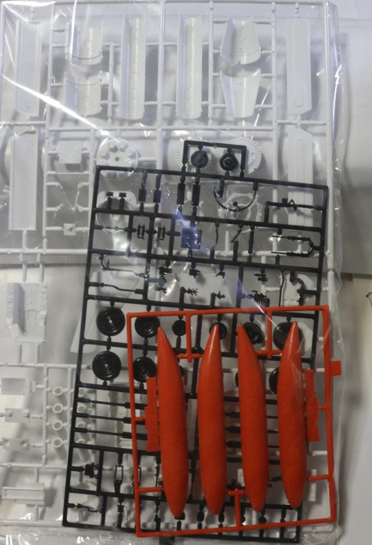 ハセガワ製航空自衛隊Ｆ８６ーＦ　ブルーインパルスセイバー　１／３２ビックサイズ