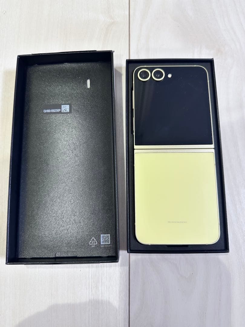 カイオSamsung Galaxy Z Flip6 イエロー 256GB