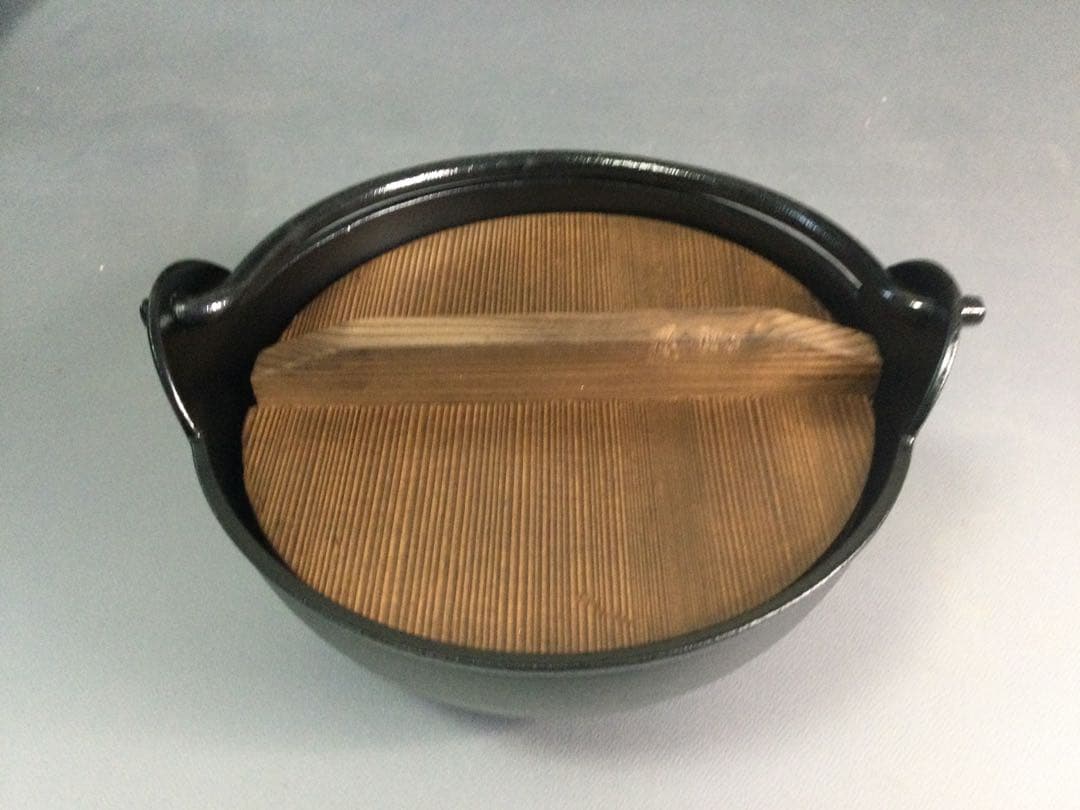 中古のいろりなセット六組　７０００円