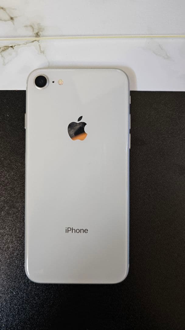 Apple iPhone 8 シルバー ジャンク
