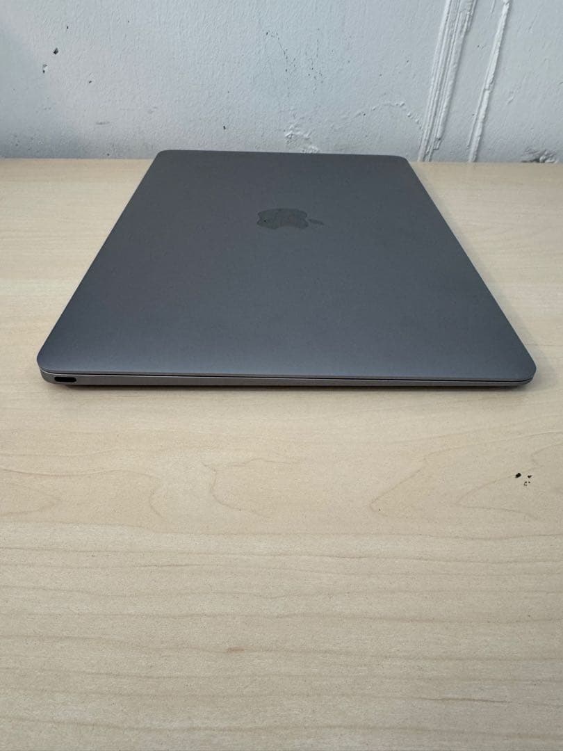 MacBook Retina 12インチ 2017 本体（ACアダプターなし）