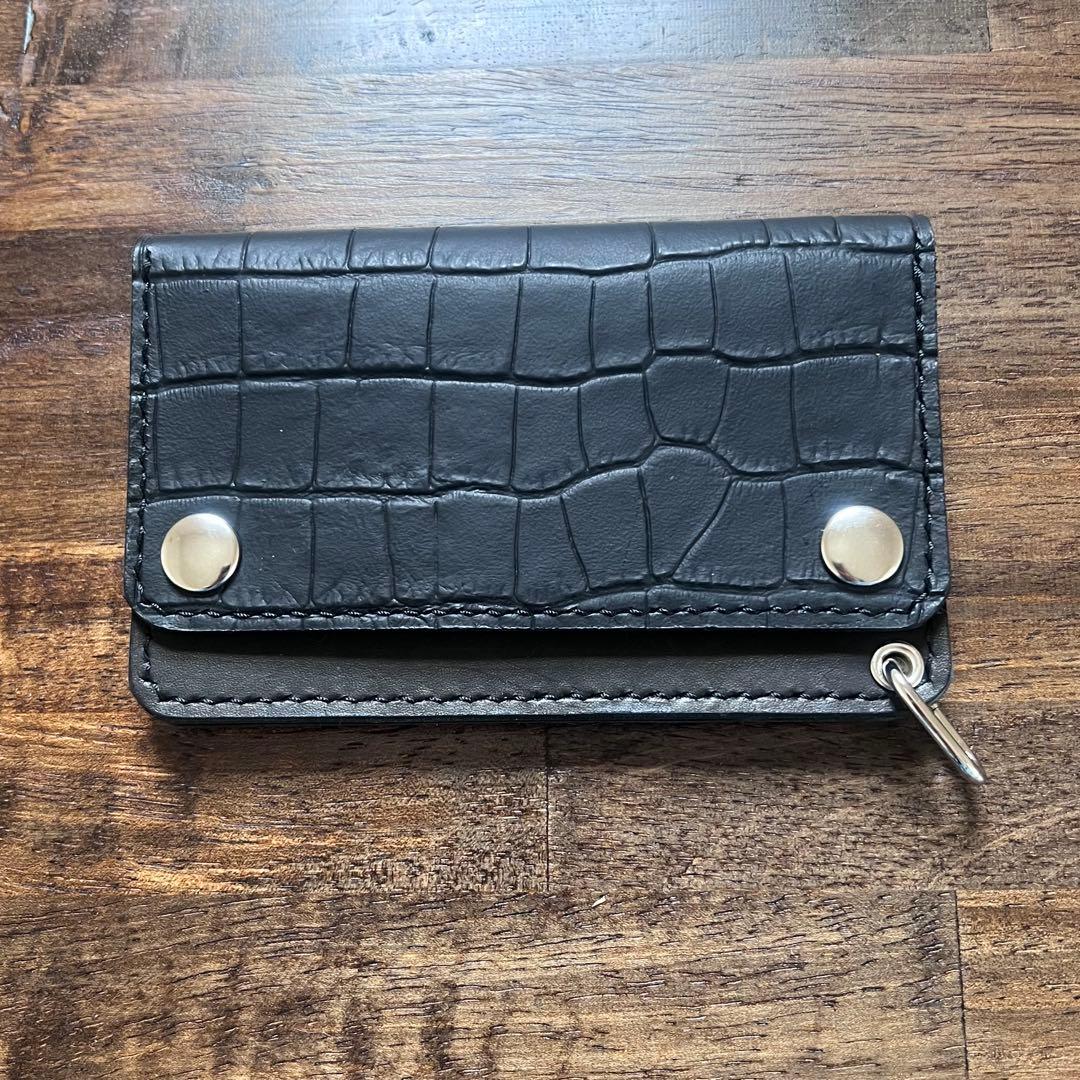 牛革 トラッカーウォレット ミドル 黒 マットブラック クロコ型押し シルバー