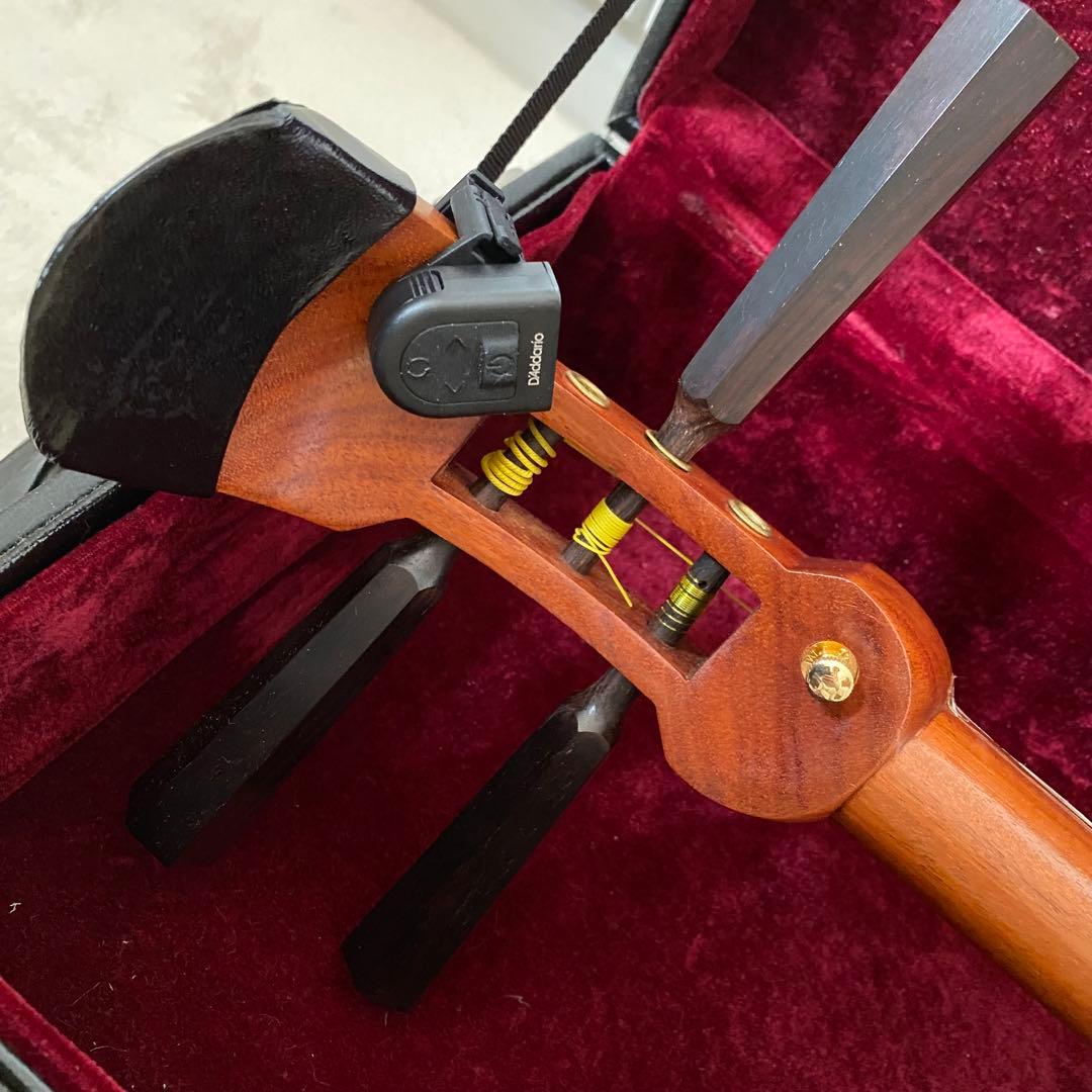 【皮張替済・すぐ弾ける】津軽三味線 撥3本(鼈甲含)・チューナー・ハードケース付