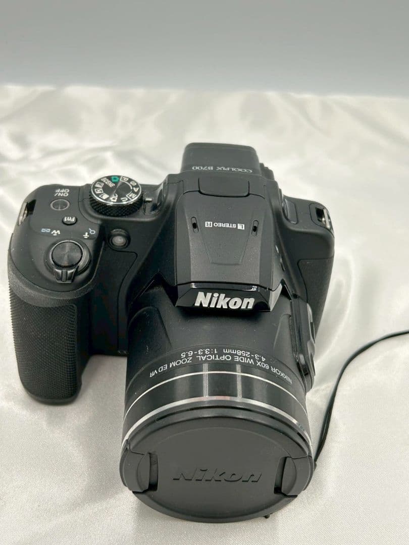 145 Nikon ニコン COOLPIX　 B700 クールピクス　デジカメ