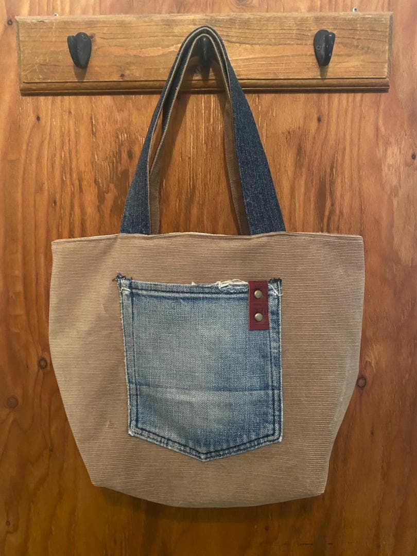No.108　デニムリメイクトートバック　ハンドメイド