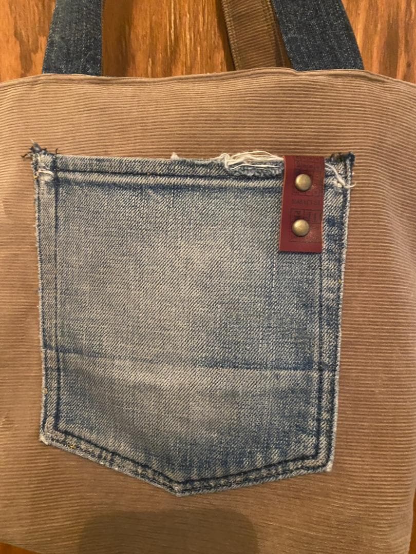 No.108　デニムリメイクトートバック　ハンドメイド