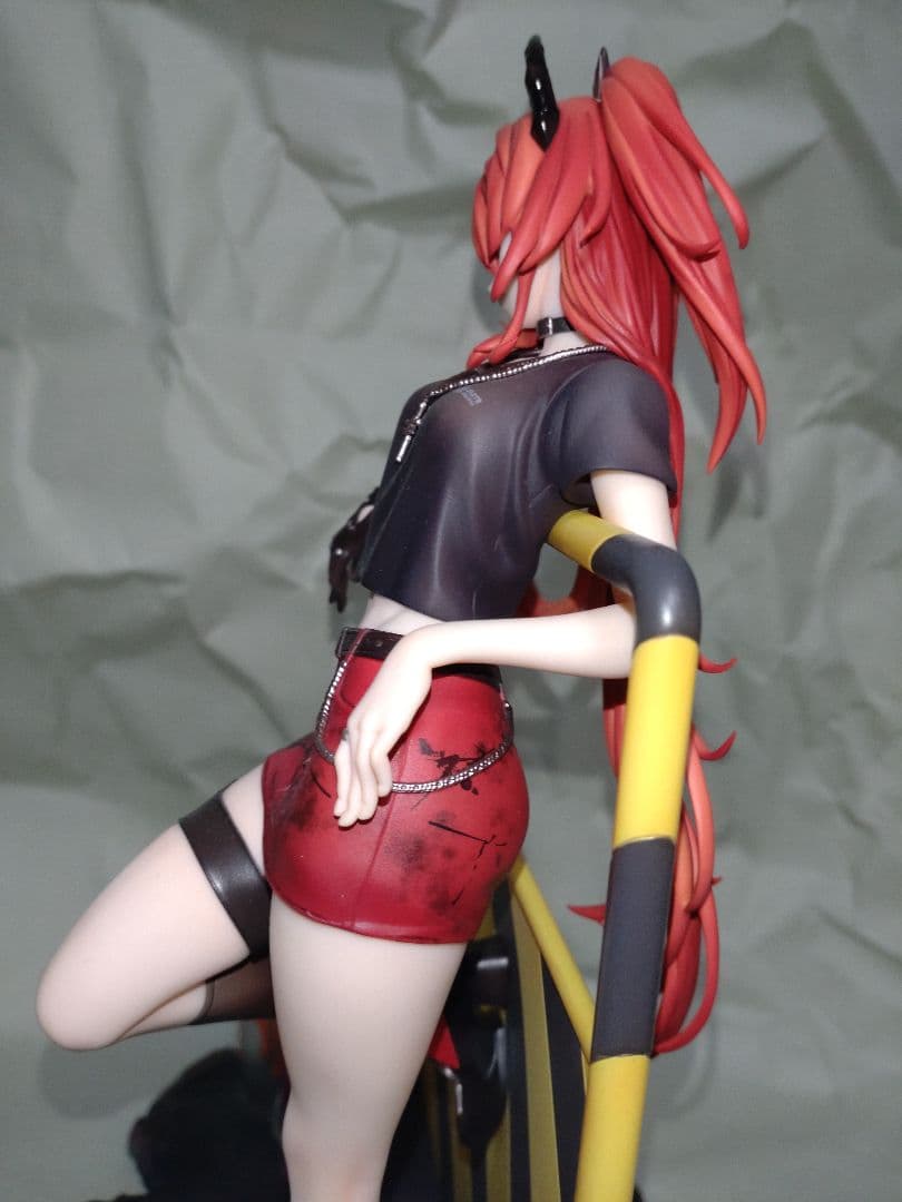 アークナイツ スルト フィギュア 開封品