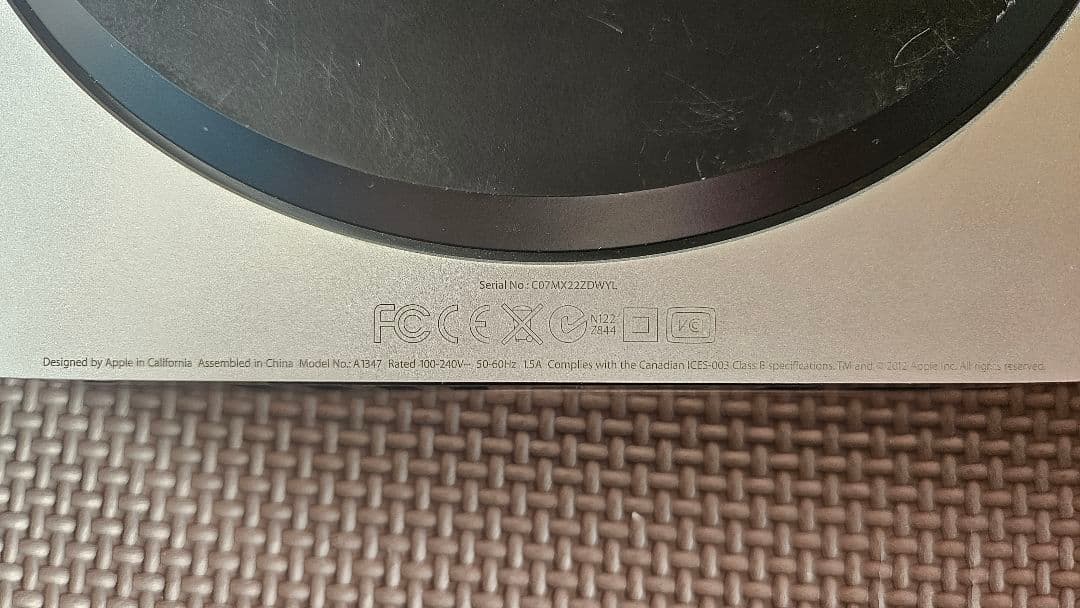 Mac mini (Late 2012) SSD:500GB メモリ:16GB