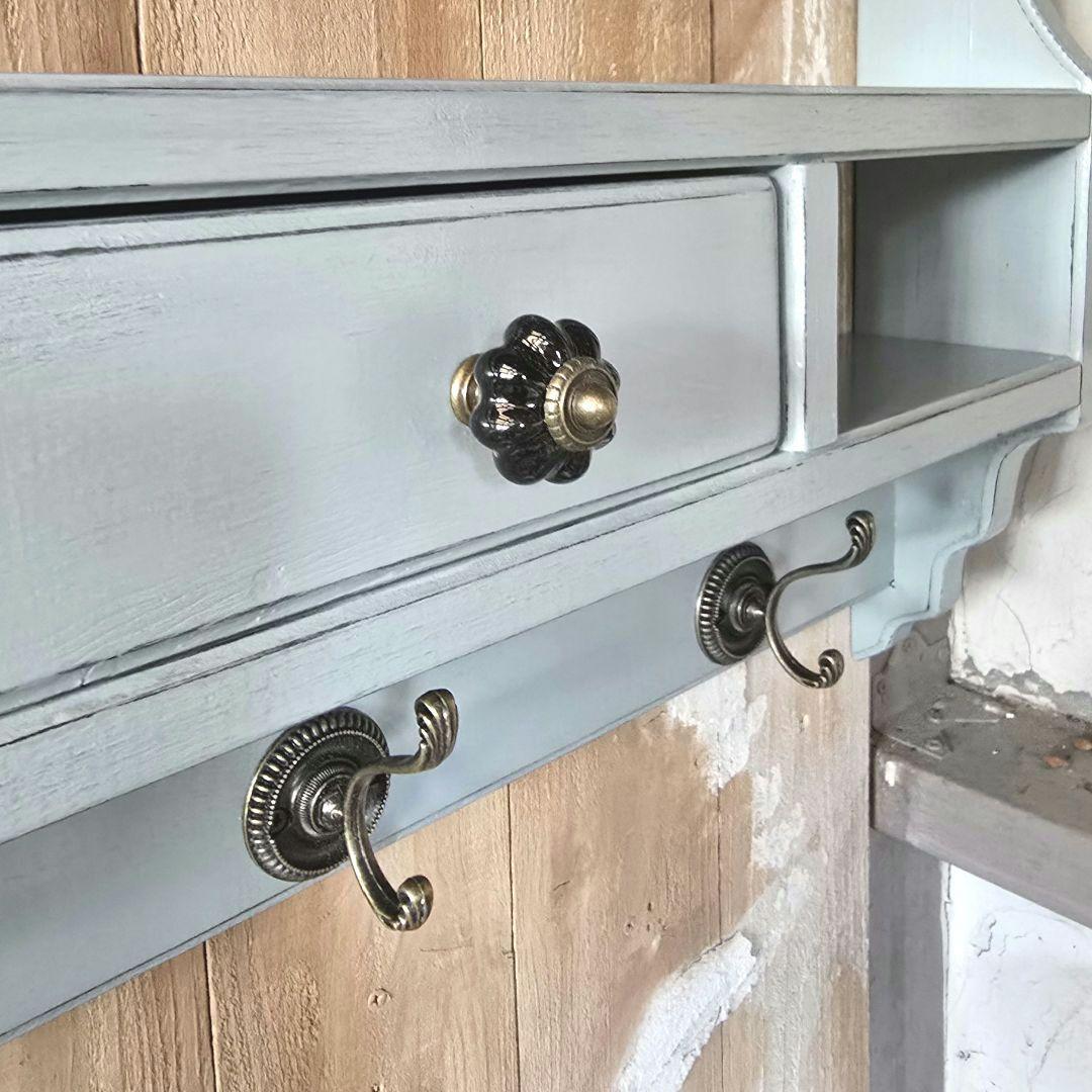 ひび　フレンチアンティークシャビー壁掛けシェルフ　ワイド650