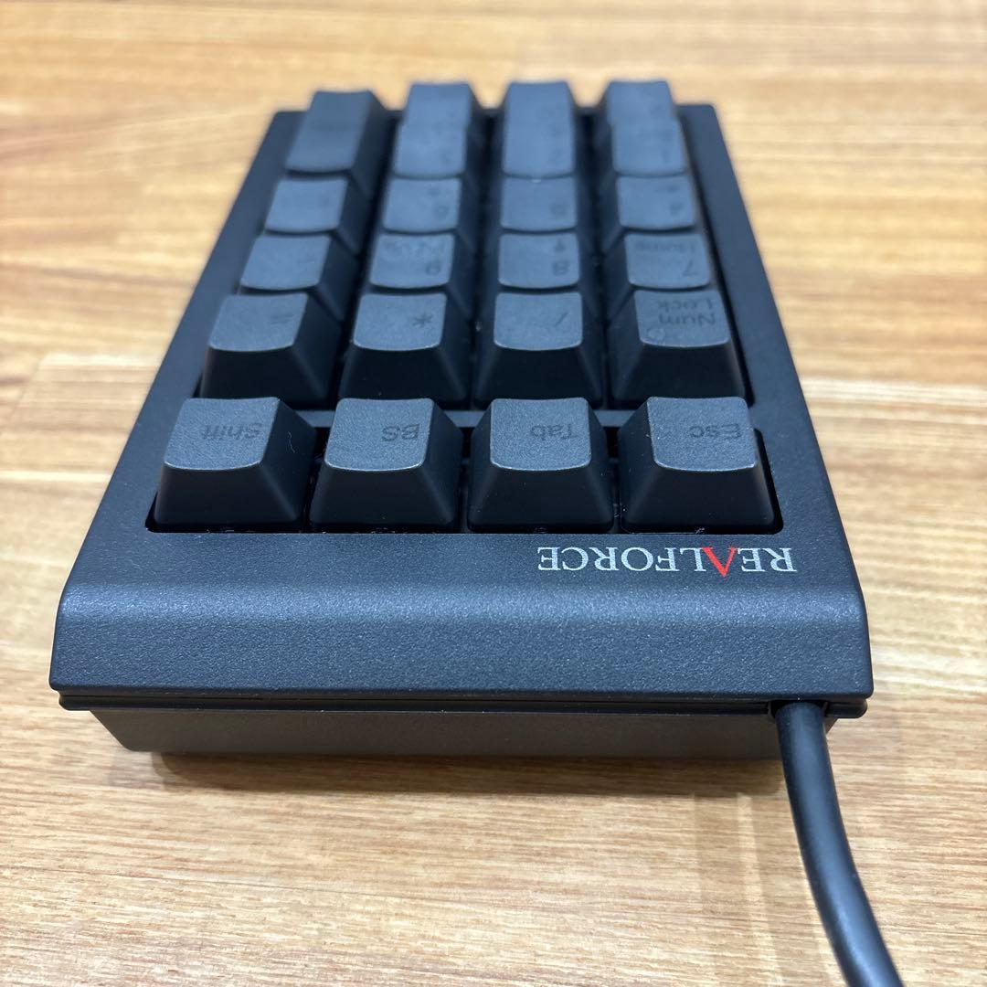 REALFORCE 23UB テンキー 黒　有線