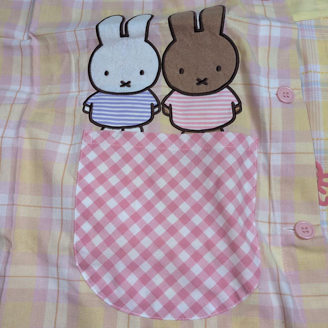 エプロンまとめ売り4枚新品未使用エプロン保育士