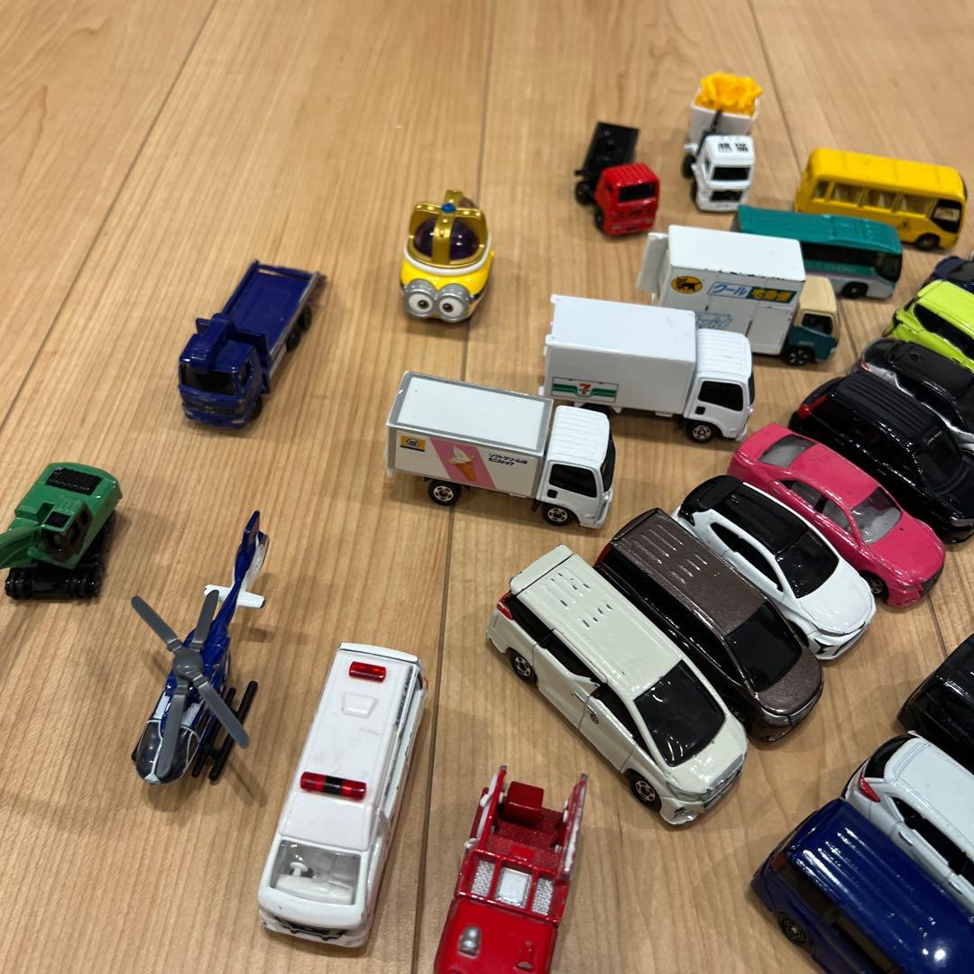 トミカ まとめ売り 41台 TOMICA