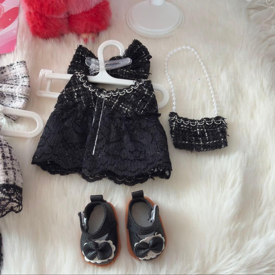 鑑定書付　正規品　ラブブエナジーシリーズLOVE ぬいぐるみ本体洋服などセット