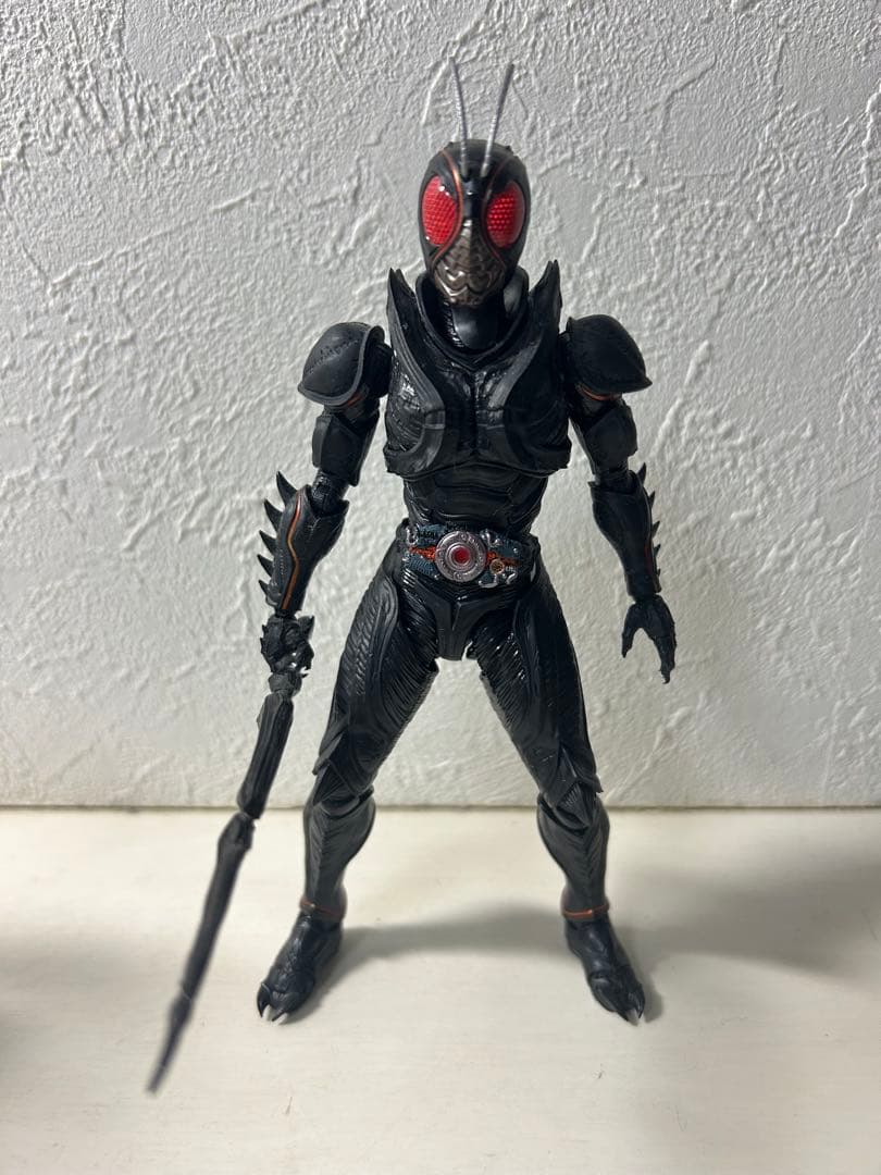 S.h.figuarts 仮面ライダーBLACK SUN 赤眼ヘッド付き訳あり品