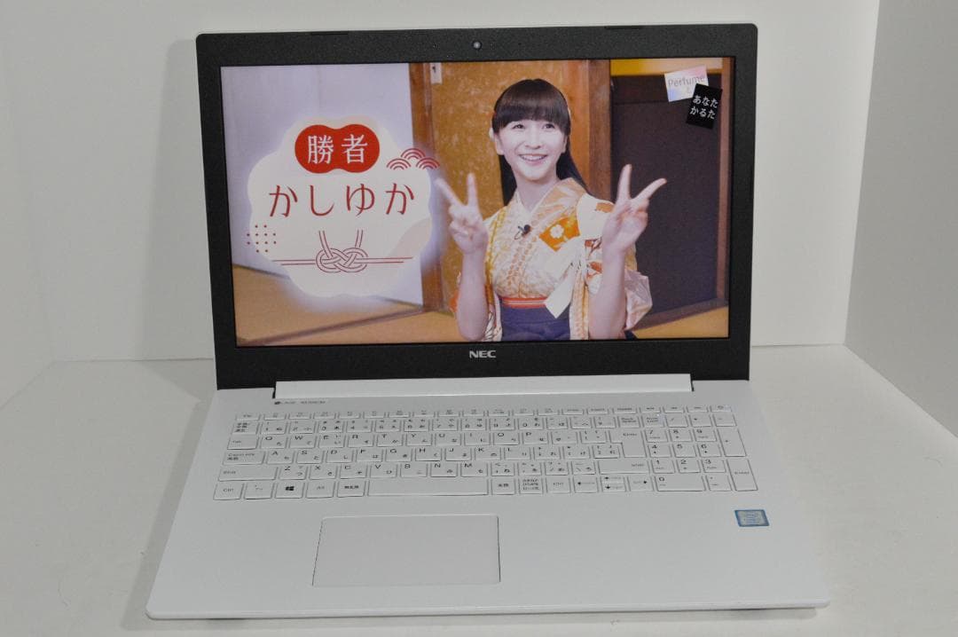 ホワイトLAVIE第8世代Corei7/20G/新品SSD1TB/BD再生