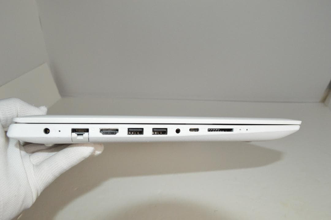 ホワイトLAVIE第8世代Corei7/20G/新品SSD1TB/BD再生