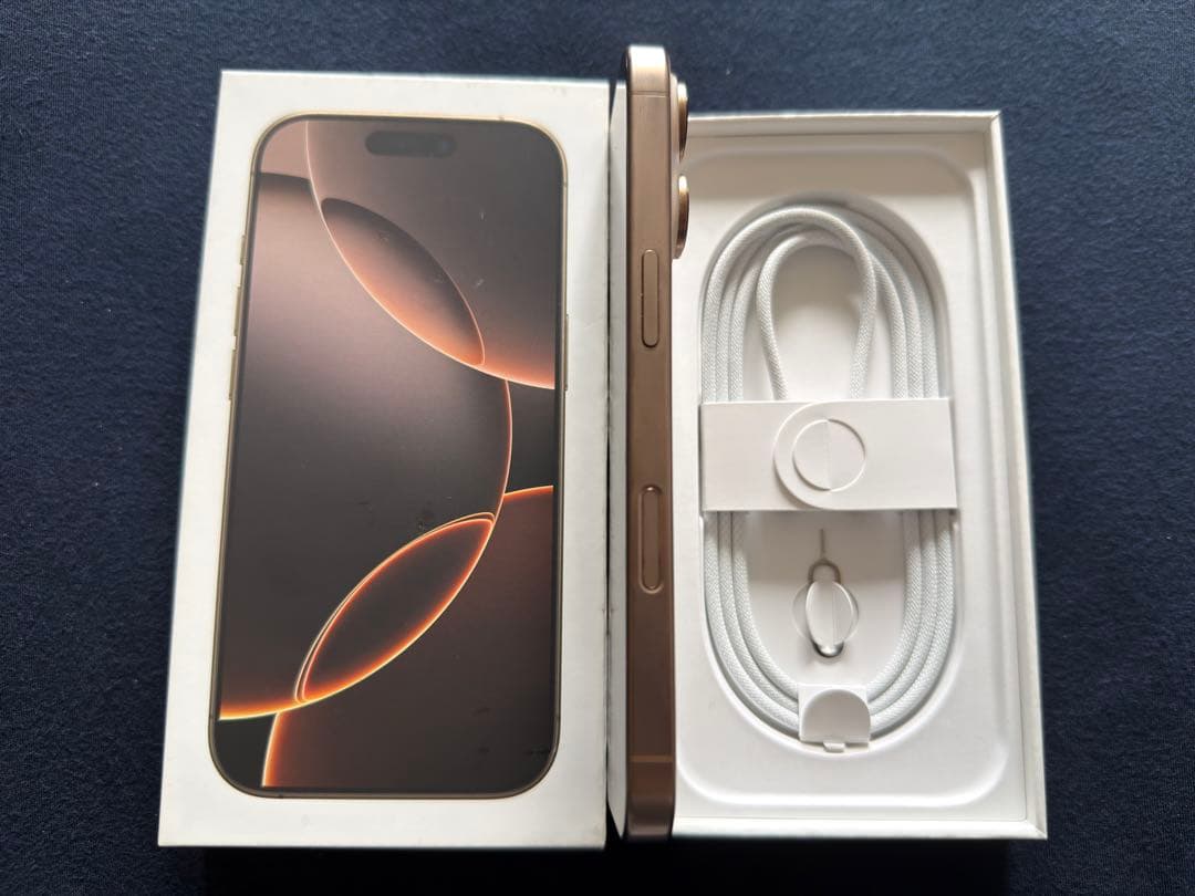 iPhone16pro デザートチタニウム