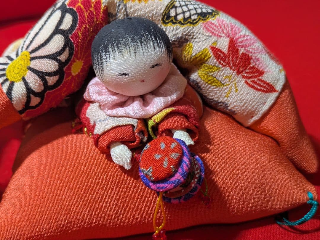 ちりめん細工　雛布団人形　女の子　男の子　古布　ハンドメイド