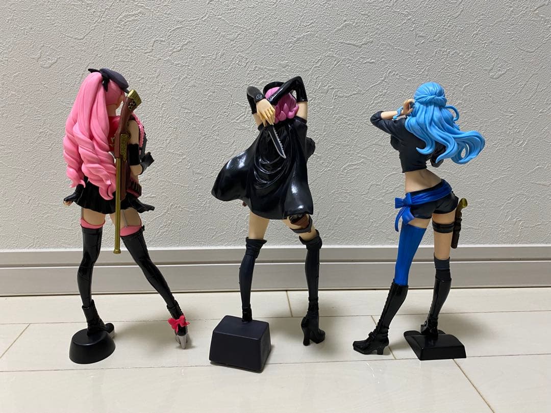 【最安値】ワンピース　フラッグダイヤモンドシップ　ビビ　レイジュ　ペローナ