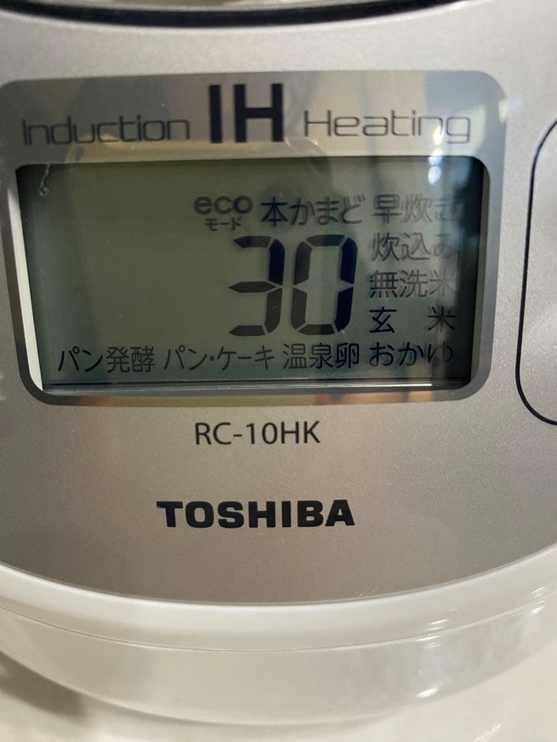 2024年製美品★東芝 炊飯器5.5合　RC -10HK