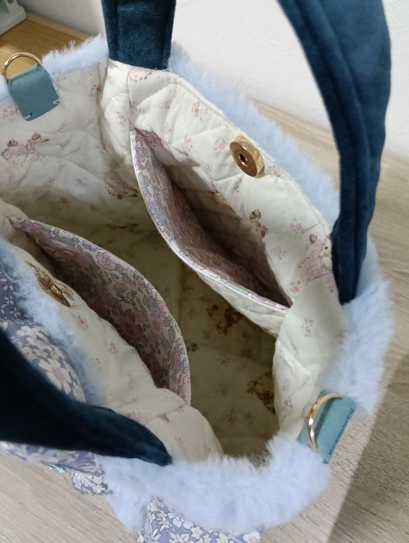 ざ*ろ様 コヤンイサムチョン 着ぐるみ猫ルミちゃん フリルトートバッグ