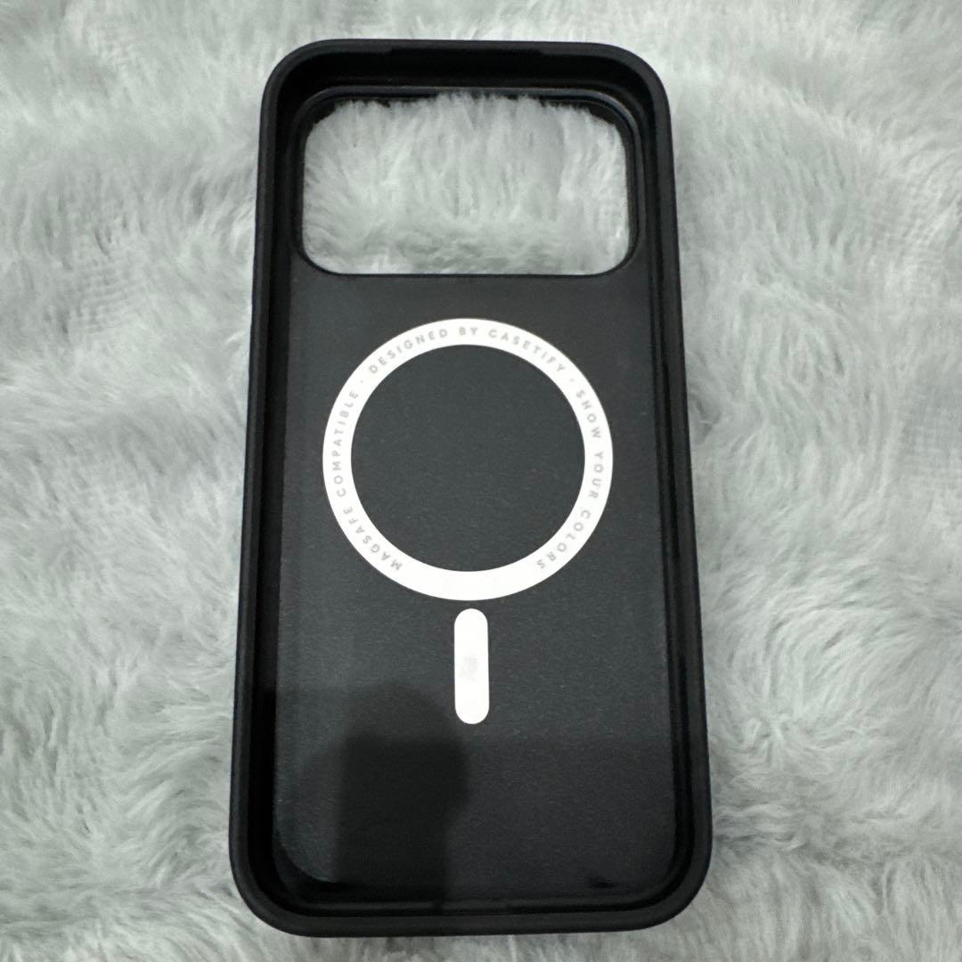 Casetify マグセーフ対応ケース 水玉 iPhone17プロマックス